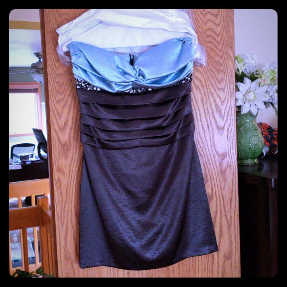 B.Darlin Elegant Short Dress